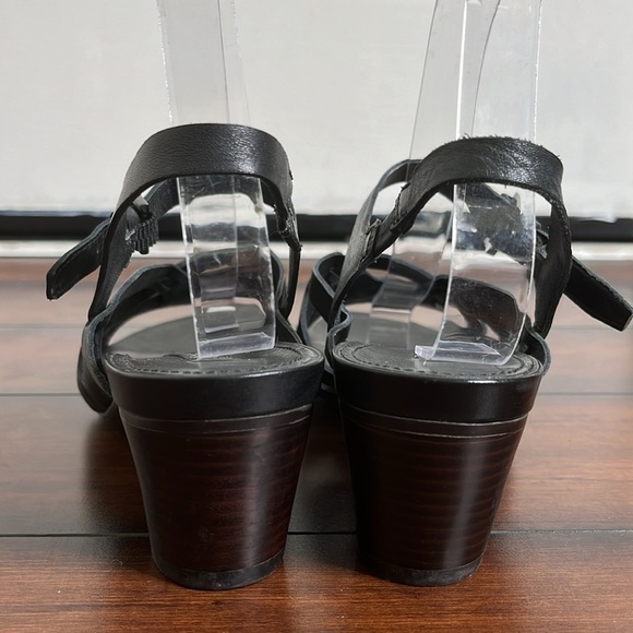 NWOB Ecco Black Leather Strappy Slingback Sandals Stacked Heel Size 39 - Picture 5 of 10